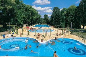 Strandok Budapest, Pünkösdfürdői Strandfürdő, Budapest strand, Budapest fürdő, Pest megyei strandok, Pest megyei fürdők